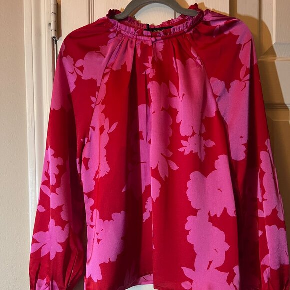 Sugarlips Tops - NWT Women's SugarLips Red & Pink Floral Long-Sleeve Blouse - Medium